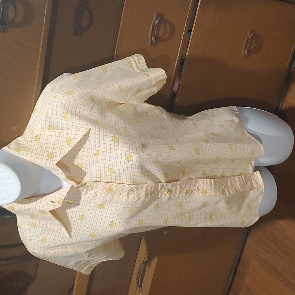 VINTAGE MISS HOLLY  blouse.   #4412